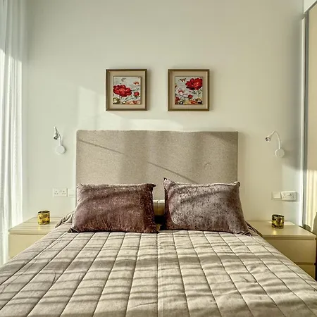 Apartment Malberry Park 302 - Modern 2 Bedroom With Pool, Gym, Jaccuzi *