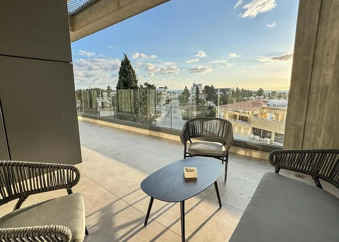 아파트 Malberry Park 302 - Modern 2bedroom With Shared Heated Pool, Sauna, Gym, Jacuzzi 파포스