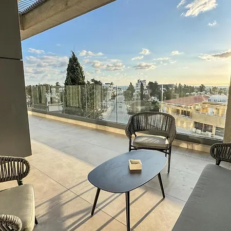 Apartmán Malberry Park 302 - Modern 2bedroom With Shared Heated Pool, Sauna, Gym, Jacuzzi Paphos